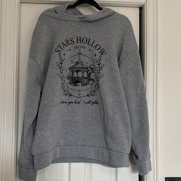 no brand Tops - Gray Stars Hollow Graphic Hooded Sweatshirt